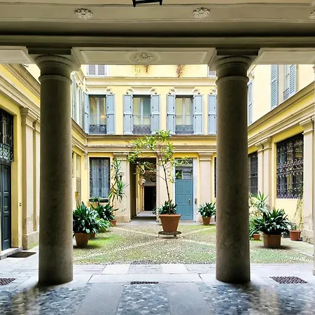 Just Urban - Elegant With Terrace - Porta Venezia