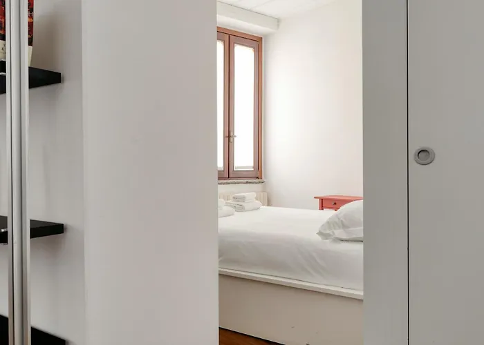 Just Urban - Elegant With Terrace - Porta Venezia Apartmán